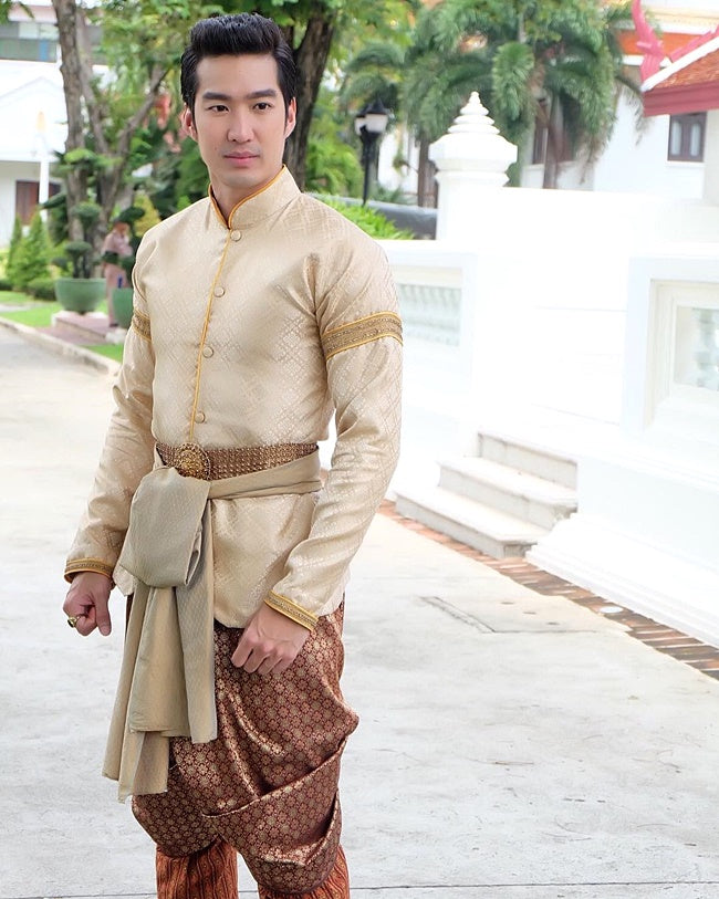 ชุดไทยพระราชทาน (ไหมเทียม)