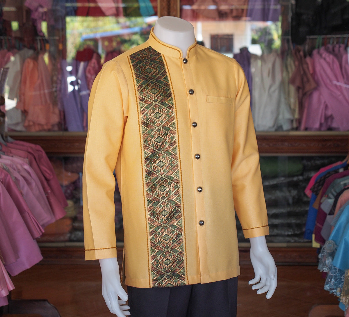 เสื้อพระราชทาน (ผ้าไหมลูกแก้วอินเดีย)