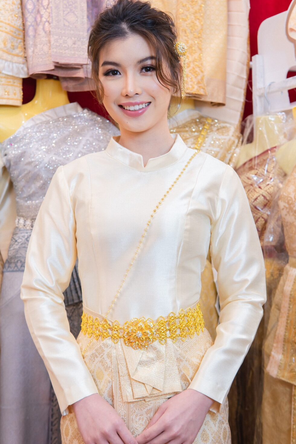 ชุดไทยบรมพิมาน